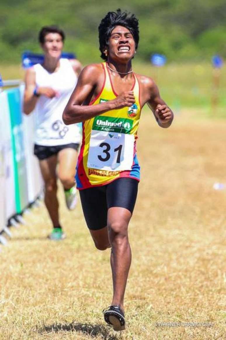 Manuel Tsiwario, de 16 anos, começa a construir sua história no atletismo (Foto: Divulgação)