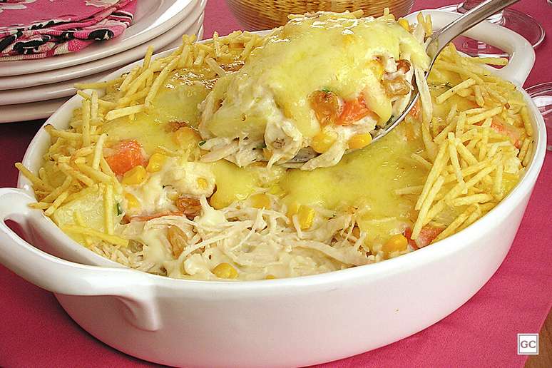 Fricass&ecirc; de frango de forno &ndash; Foto: Guia da Cozinha