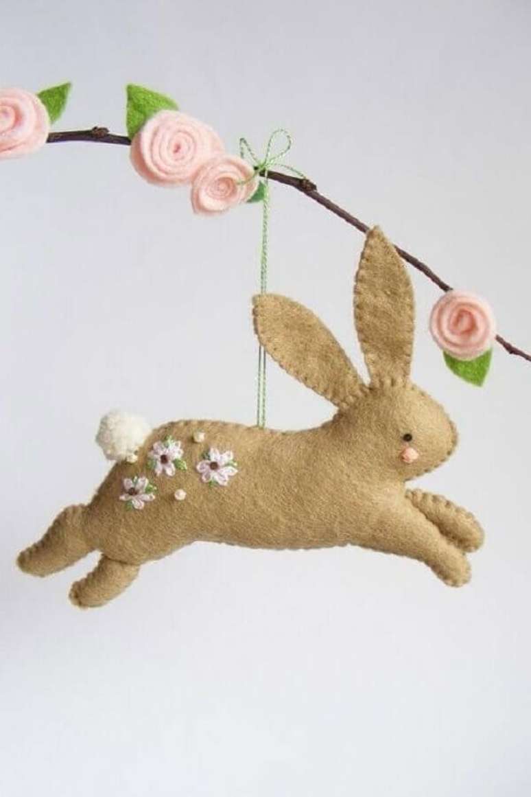 18. Delicado enfeite de P&aacute;scoa em feltro &ndash; Foto: Webcomunica