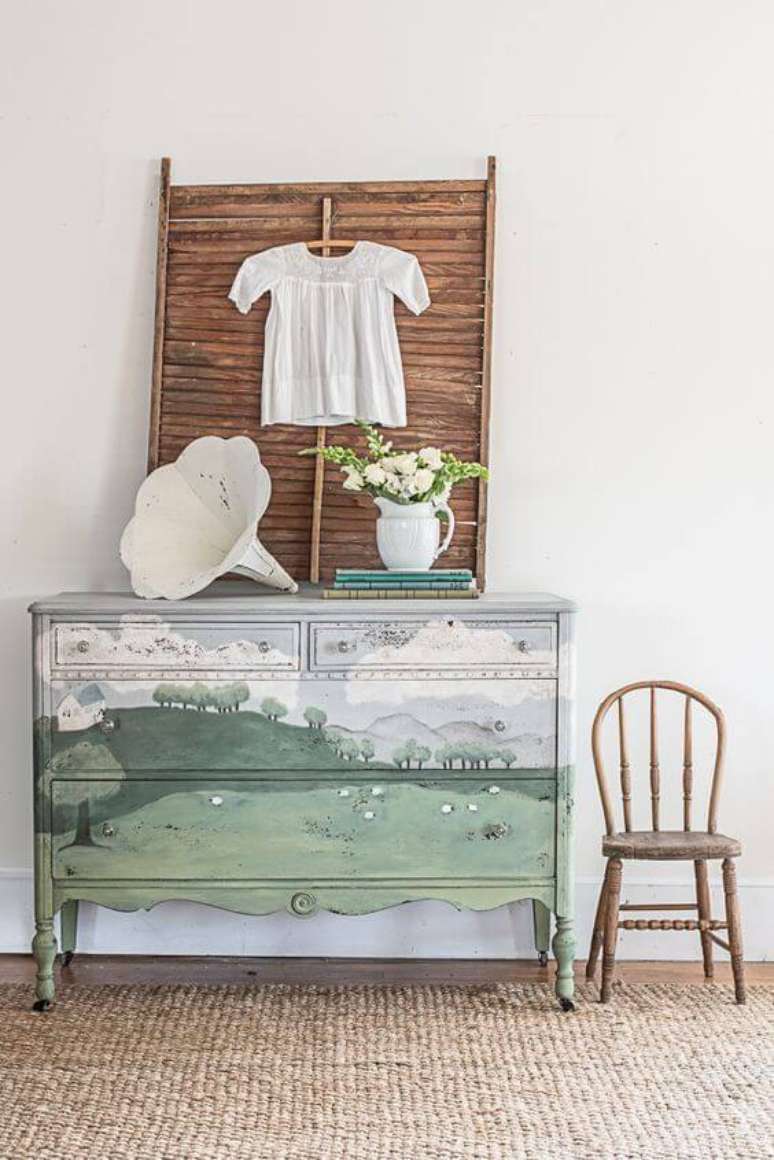 54. C&ocirc;moda com pintura especial, m&oacute;veis usados. Foto de Reciclar e Decorar