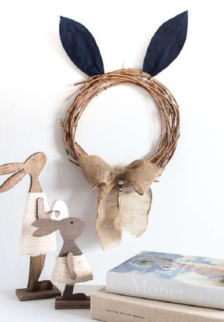 24. Decora&ccedil;&atilde;o r&uacute;stica com enfeites de P&aacute;scoa &ndash; Foto Sustain my Craft