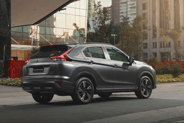 Mitsubishi Eclipse Cross: traseira foi onde mais mudou