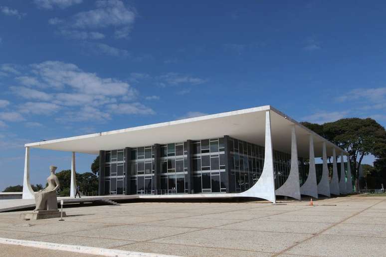 Supremo Tribunal Federal, em Brasília; conclusão do julgamento sobre a constitucionalidade do voto de desempate pró-contribuinte no Carf foi adiada. 