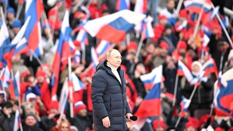 Putin ressaltou os recursos da economia russa e convocou o povo a mobilizar-se para superar as dificuldades