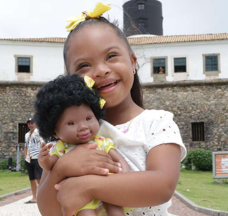 Campanha de lançamento tem assistidos pela Apae em todo o Brasil