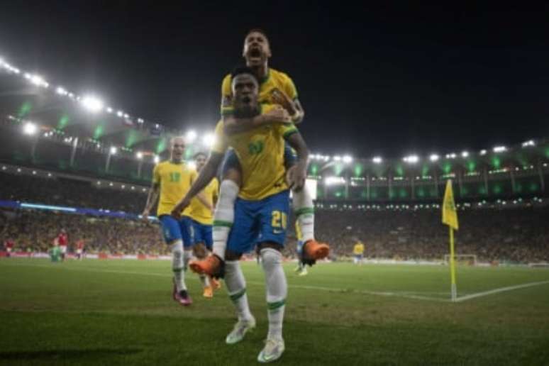 Neymar e Vinicius Júnior abrem caminho para vitória (Foto: Lucas Figueiredo / CBF)