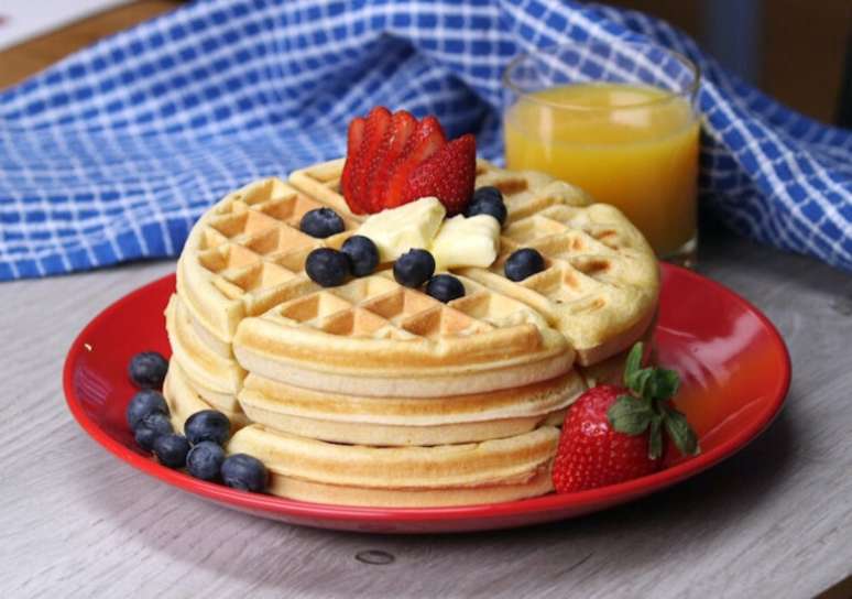 Guia da Cozinha - Aprenda a fazer waffle para combinar com sorvetes