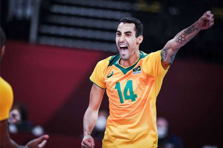 Por saúde mental, Douglas Souza se aposenta da Seleção de Vôlei