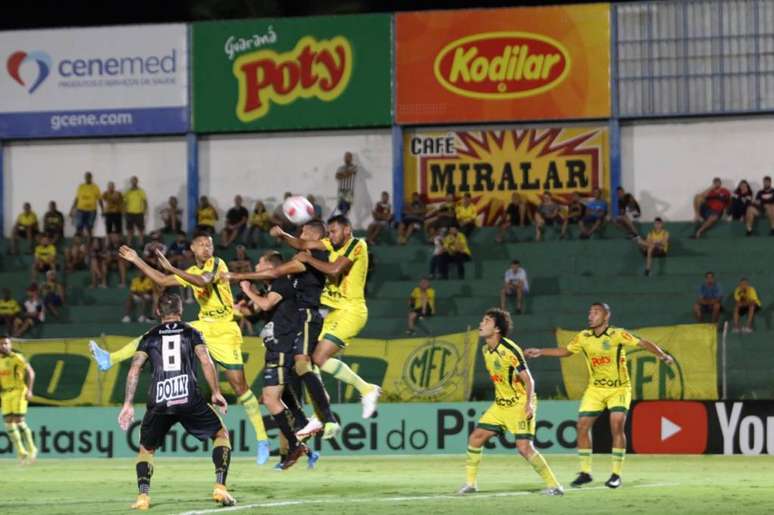 Água Santa e Inter de Limeira vencem e garantem vaga na semifinal do  Paulistão