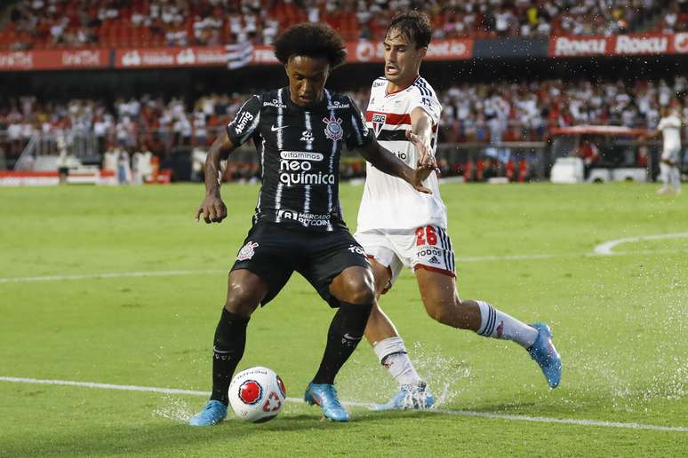 Como assistir São Paulo x Corinthians pelo app Estádio TNT Sports