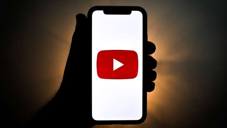 No YouTube, v&iacute;deos que coloquem em d&uacute;vida a integridade das pr&oacute;ximas elei&ccedil;&otilde;es em outubro n&atilde;o ser&atilde;o automaticamente removidos