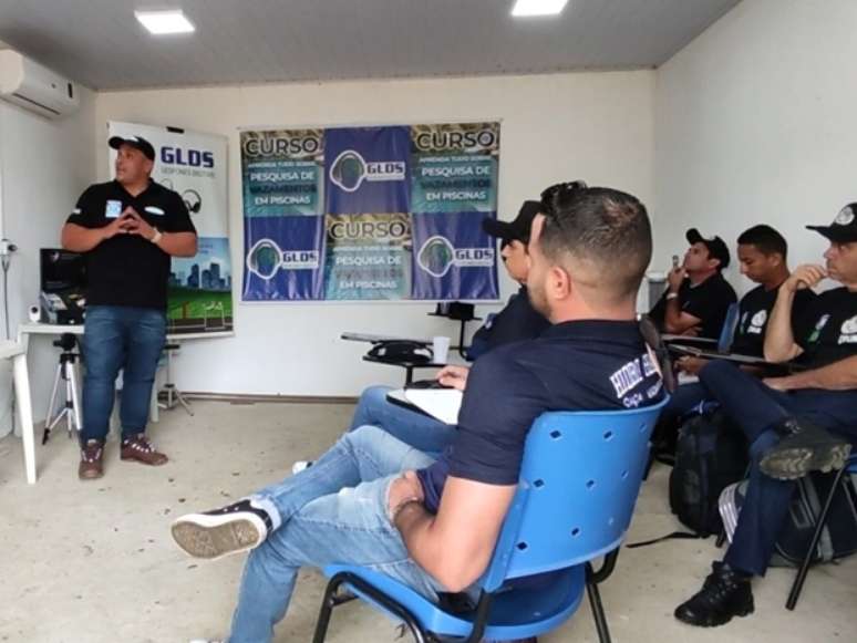 Curso de Caça Vazamento