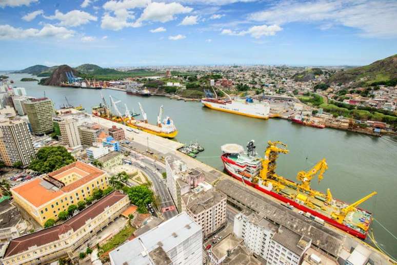 Concessão abrange a exploração indireta dos portos de Vitória e Barra do Riacho