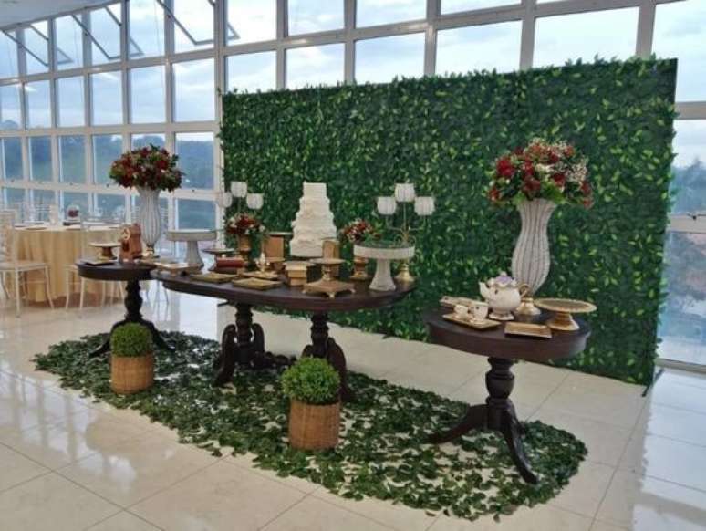 33. O muro ingl&ecirc;s &eacute; interessante por chamar a aten&ccedil;&atilde;o para outros elementos. Foto: Tua Casa