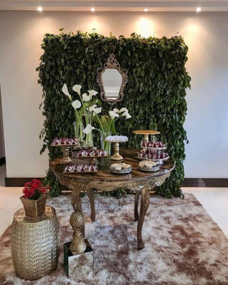 39. O muro ingl&ecirc;s combina muito com tapetes. Foto: Tua Casa