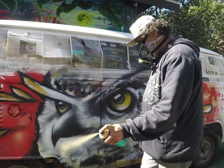 Grafiteiro começou pintando peruas de pessoas que trabalhavam com reciclagem @Divulgacão