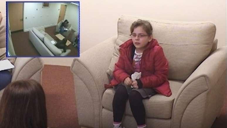 Chyann em depoimento &agrave; pol&iacute;cia em 2011