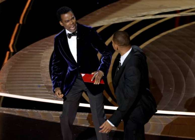 Will Smith deu um tapa no rosto de Chris Rock durante o Oscar
