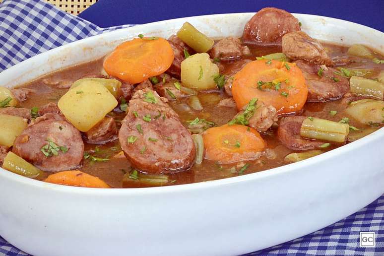 Picadinho su&iacute;no &ndash; Foto: Guia da Cozinha