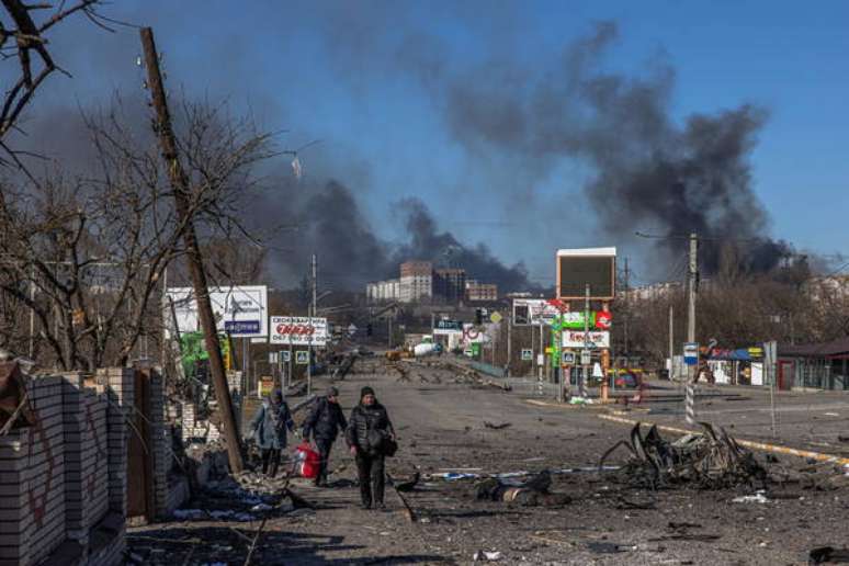 Cidade Bucha, nos arredores de Kiev, é liberada, diz prefeito