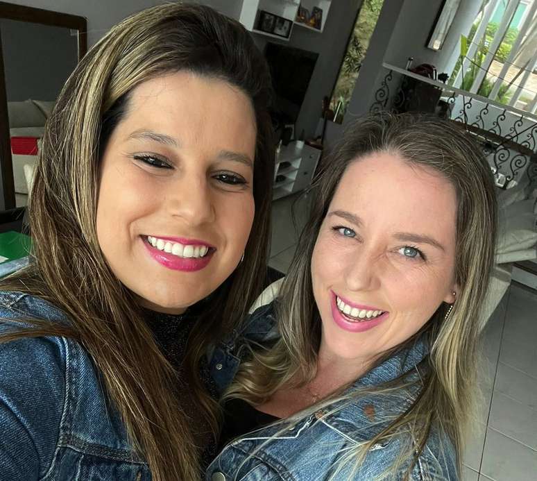 Nayá Madeira (esq.) já tinha dois filhos e era casada quando conheceu Renata Vanucci