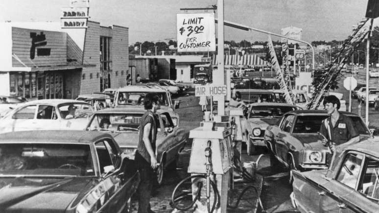 Em 1974, o embargo do petr&oacute;leo causou escassez de gasolina nos Estados Unidos