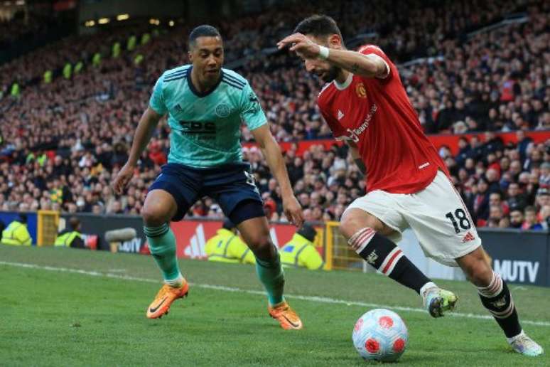 Manchester United fica no empate em casa com o Leicester (Foto: Lindsey Parnaby / AFP)