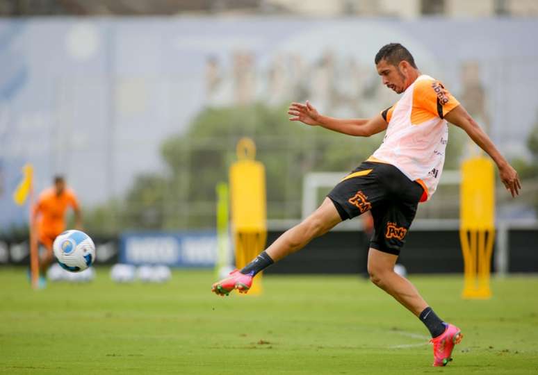 Com O Retorno De Bruno Melo, Corinthians Trabalha Finalizações De Olho ...