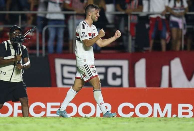 O São Paulo está invicto há cinco jogos disputados fora de casa (Foto: Paulo Pinto / saopaulofc.net)