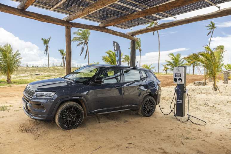 Jeep Compass 4xe Série S: plugável híbrido