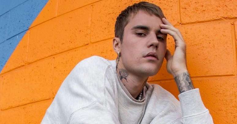 Justin Bieber adia shows por piora na saúde devido à doença de Lyme
