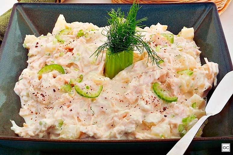 Pat&ecirc; de frango defumado &ndash; Foto: Guia da Cozinha