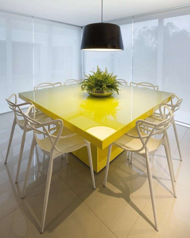 63. Sala de jantar com cores que combinam com amarelo – Foto BT Arquitetura