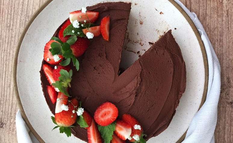 Torta mousse de chocolate – Foto: Guia da Cozinha