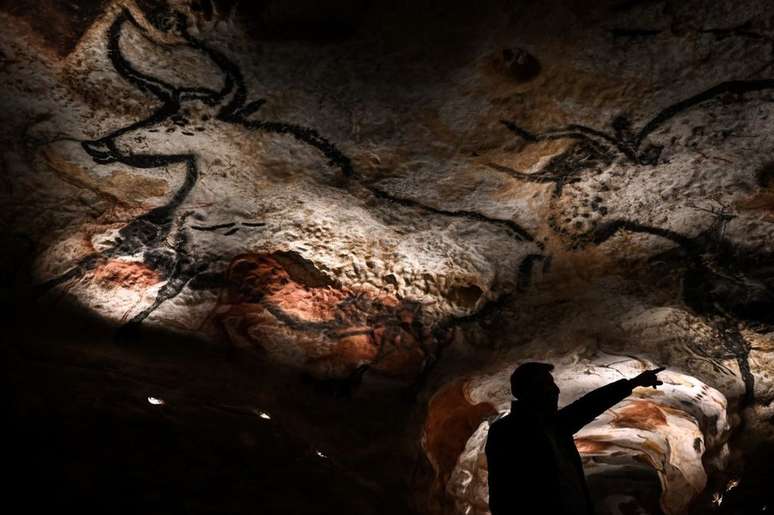 Esta caverna em Montignac, no sudoeste da Fran&ccedil;a, &eacute; uma r&eacute;plica de Lascaux &mdash; a original foi fechada ao p&uacute;blico em 1963