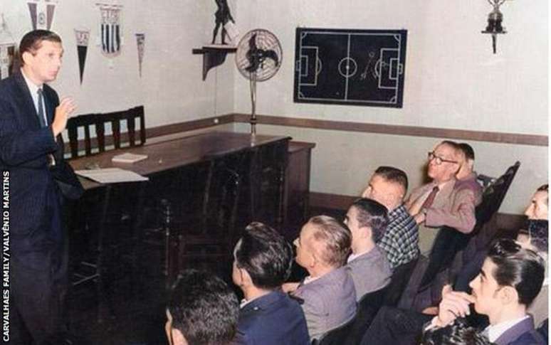 Carvalhaes se aposentou em 1974 e morreu dois anos depois