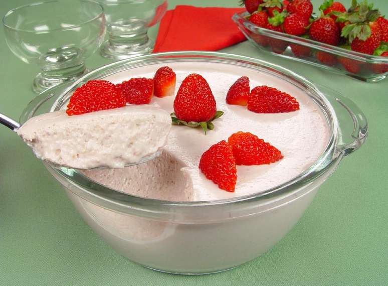 Mousse de morango com cream cheese &ndash; Foto: Reprodu&ccedil;&atilde;o