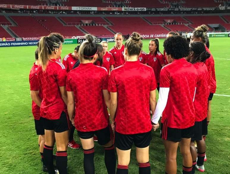 Equipe feminina do São Paulo usa Data FIFA para realizar ajustes para enfrentar o Avaí Kindermann (Reprodução / São Paulo FC)