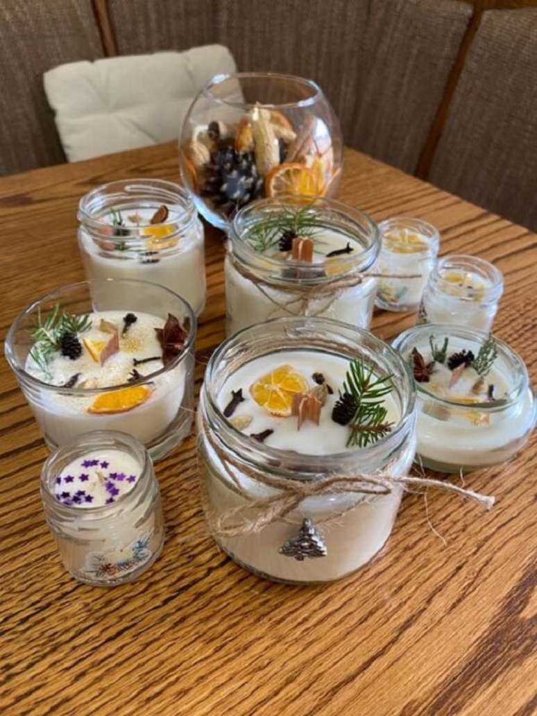 46. Ideias de presentes para o dia das m&atilde;es: velas arom&aacute;ticas e decorativas. Fonte: Tabineko