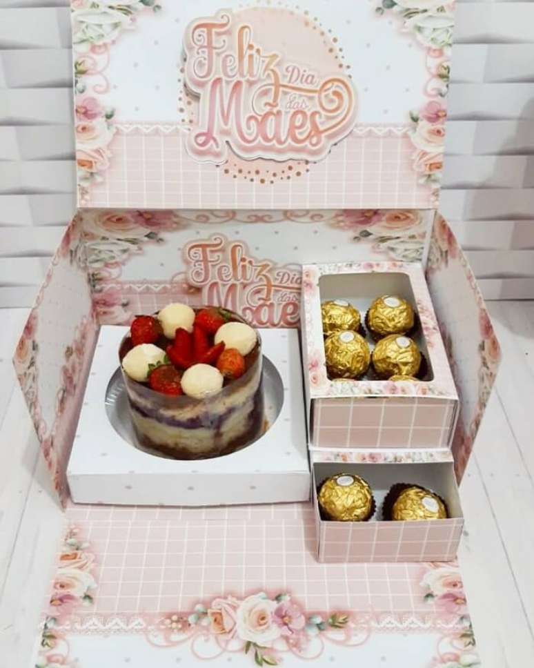 4. Ideias para o dia das m&atilde;es: festa na caixa. Fonte: Elo7