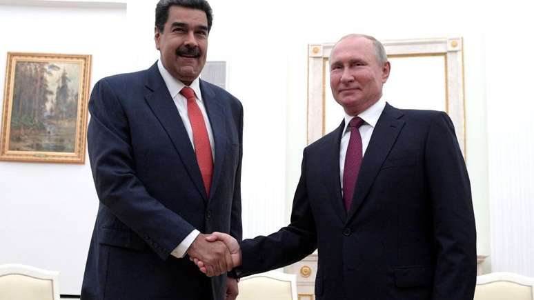 O presidente venezuelano, Nicol&aacute;s Maduro, estabeleceu um relacionamento pr&oacute;ximo com o presidente russo, Vladimir Putin.