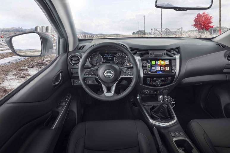 Nissan Frontier: novo volante e painel de instrumentos com tela de 7''