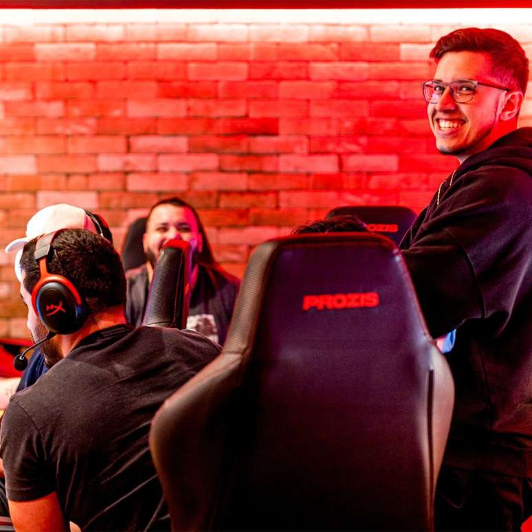 00 Nation conta com presen&ccedil;a de coldzera para ir bem