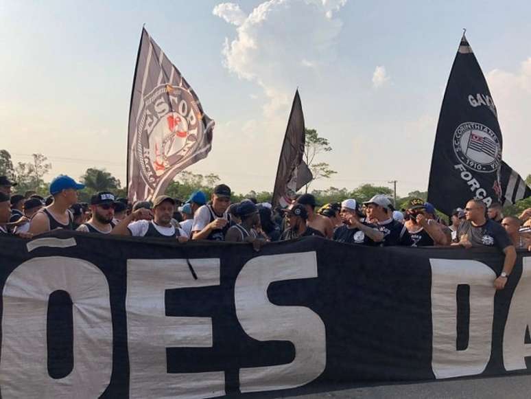 Uniformizadas do Corinthians estão insatisfeitas com a fase do clube (Foto: Reprodução/Arquivo Pessoal)