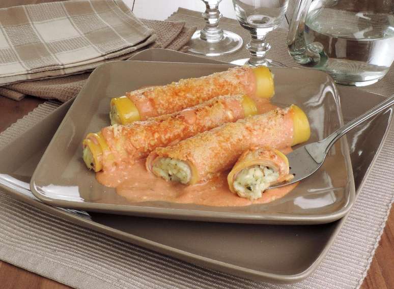 Canelone de presunto aos 4 queijos &ndash; Foto: Guia da Cozinha