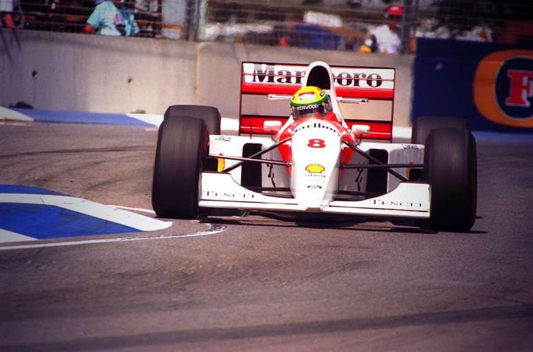 Senna no GP da Austrália de 1993, realizado no circuito de rua de Adelaide