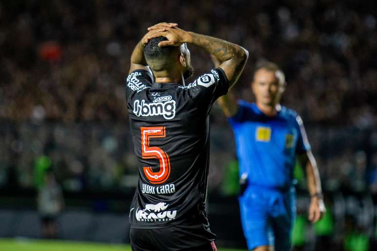 Vasco estreou na Série B do Campeonato Brasileiro