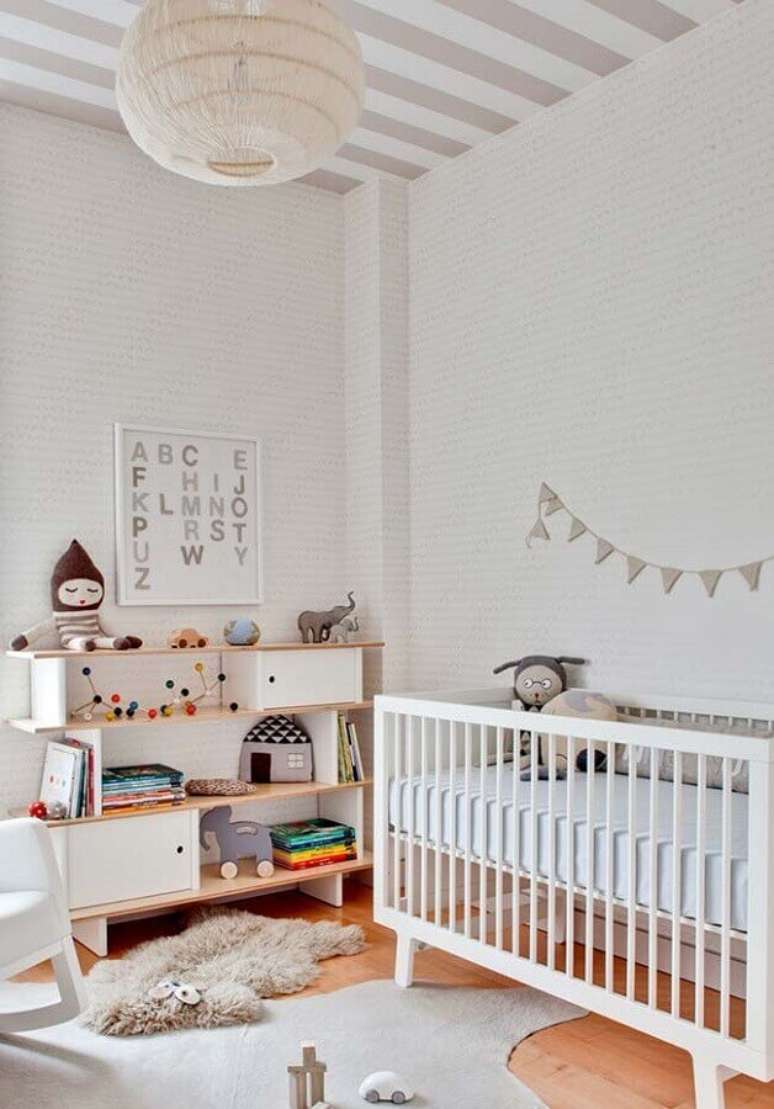 13. Cores claras para quartinho de beb&ecirc; unissex decorado com papel de parede delicado &ndash; Foto: Decor F&aacute;cil