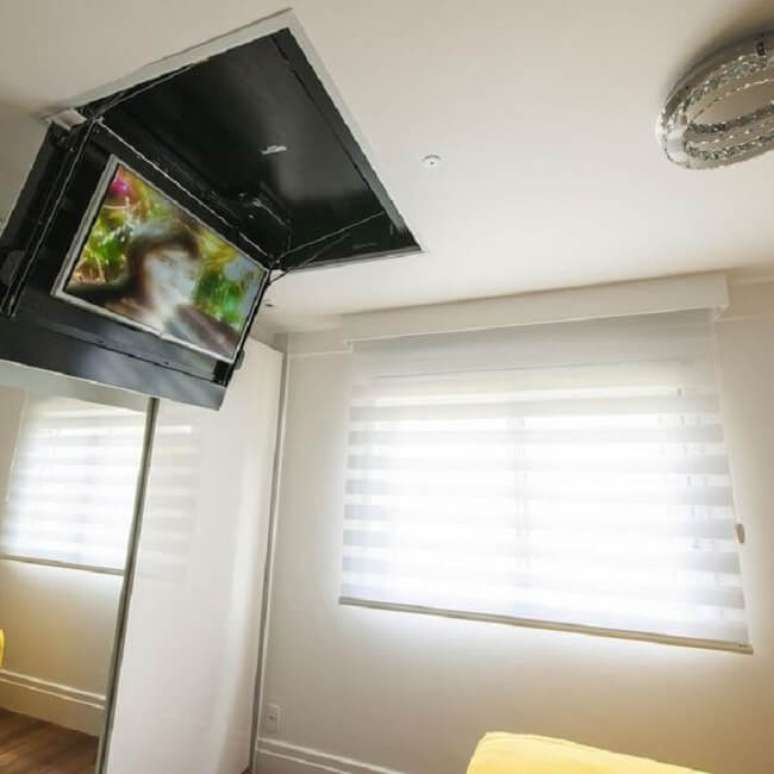 42. Projeto de quarto com tv no teto. Fonte: Erica Salguero
