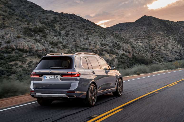 Novo BMW X7